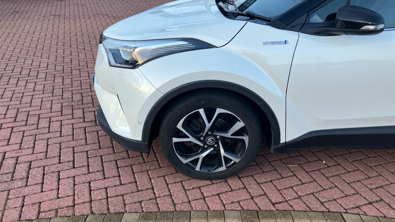 Toyota C-HR 1.8 Hybrid Dynamic 5dr CVT Hybrid Hatchback